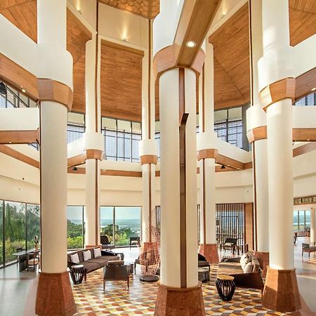 Doubletree By Hilton Goa - Panaji Hotel Eksteriør billede