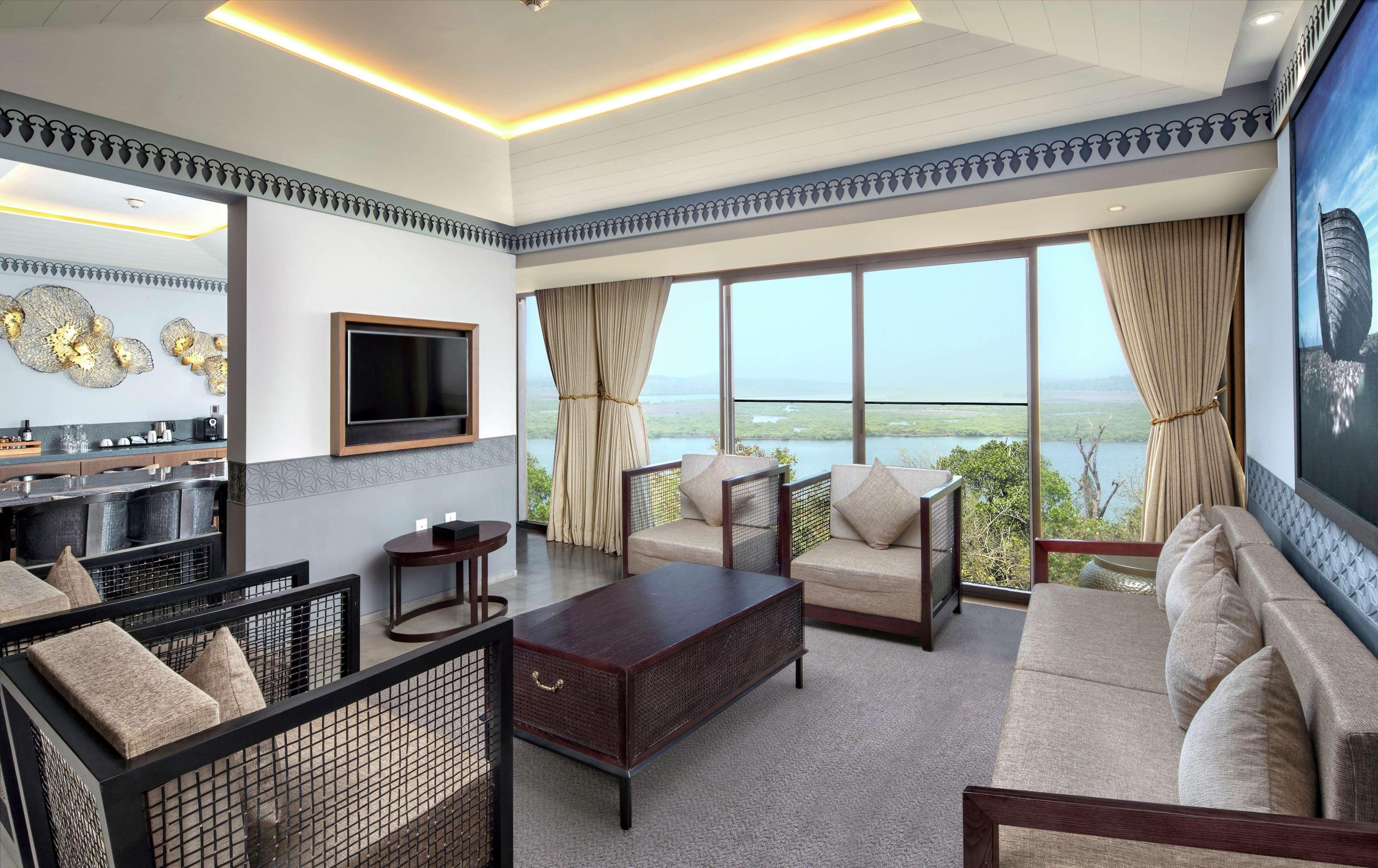 Doubletree By Hilton Goa - Panaji Hotel Eksteriør billede