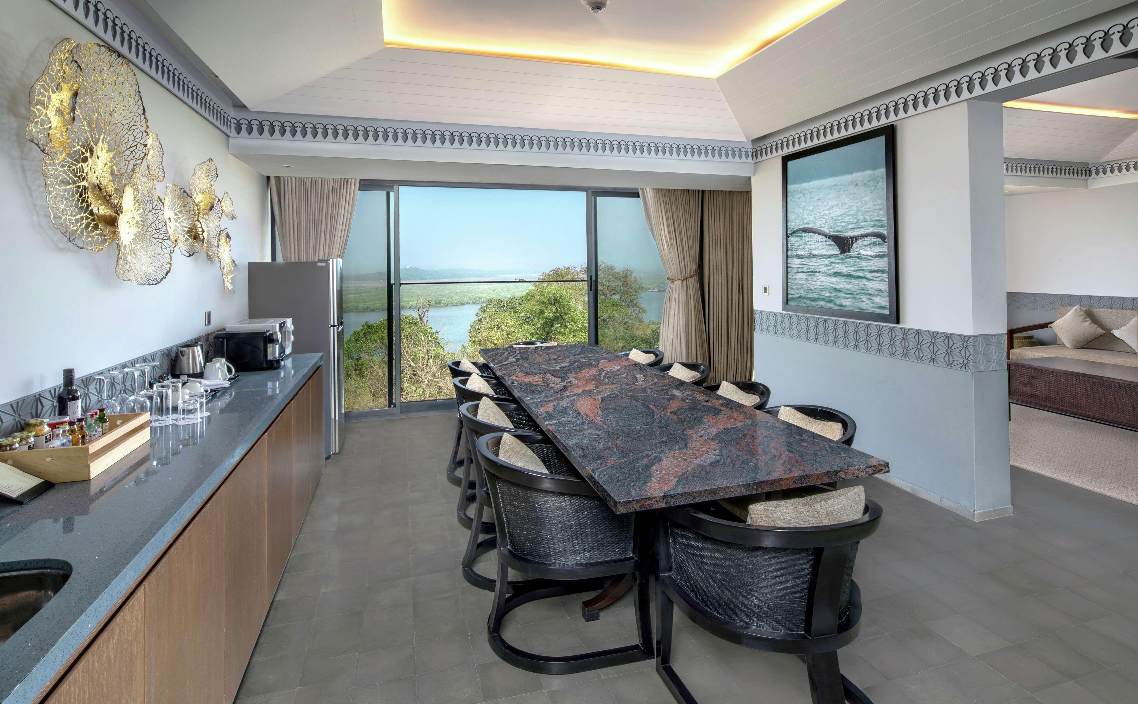 Doubletree By Hilton Goa - Panaji Hotel Eksteriør billede