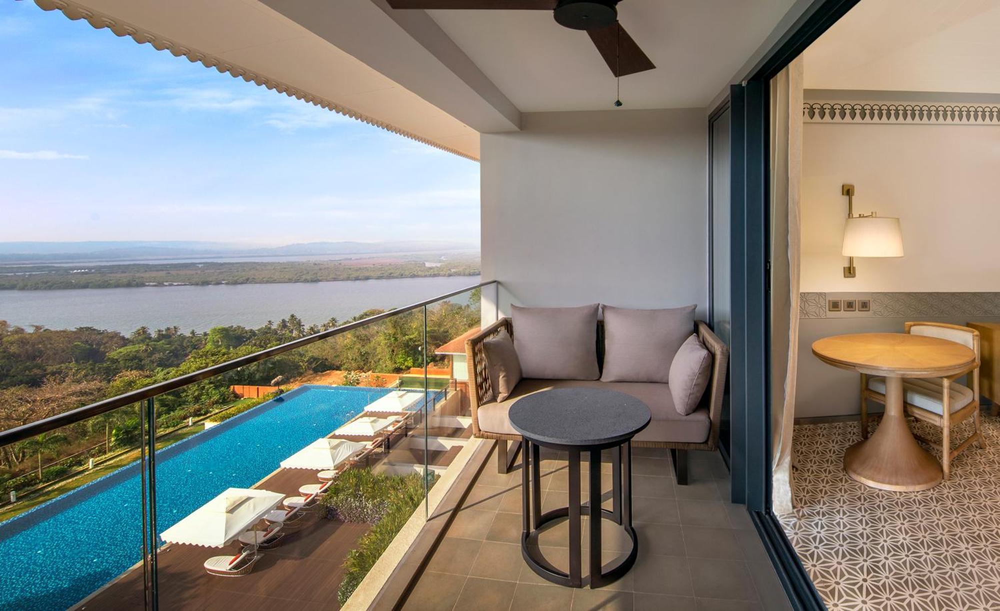 Doubletree By Hilton Goa - Panaji Hotel Eksteriør billede