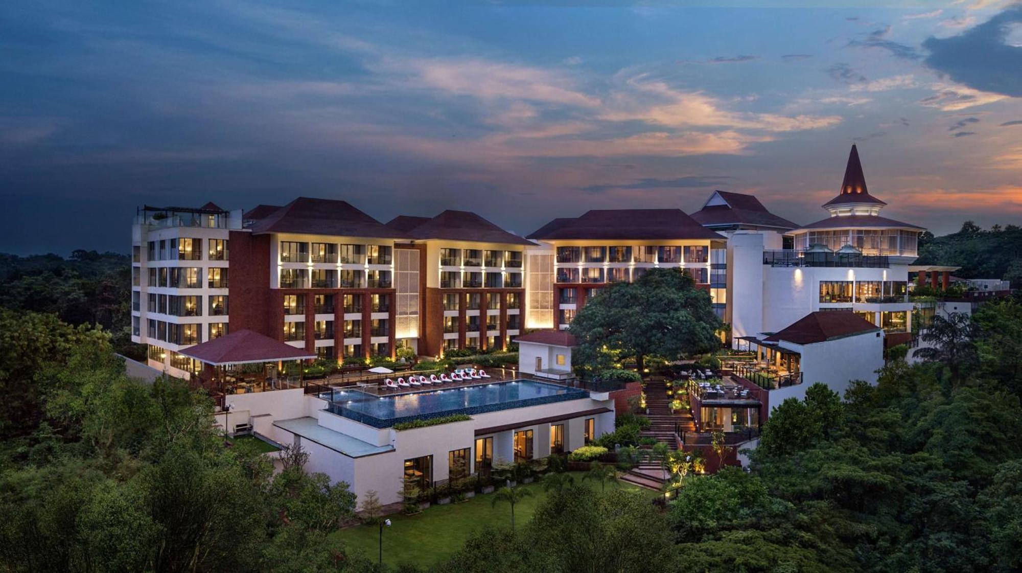 Doubletree By Hilton Goa - Panaji Hotel Eksteriør billede