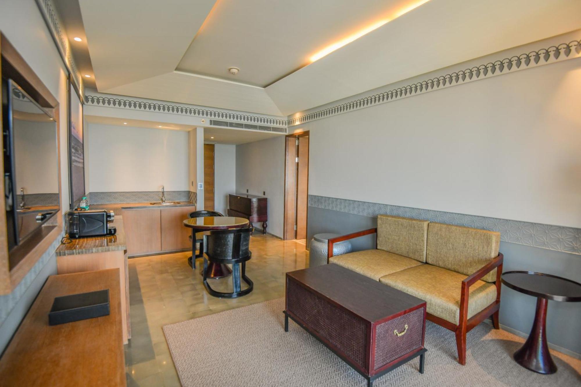 Doubletree By Hilton Goa - Panaji Hotel Eksteriør billede